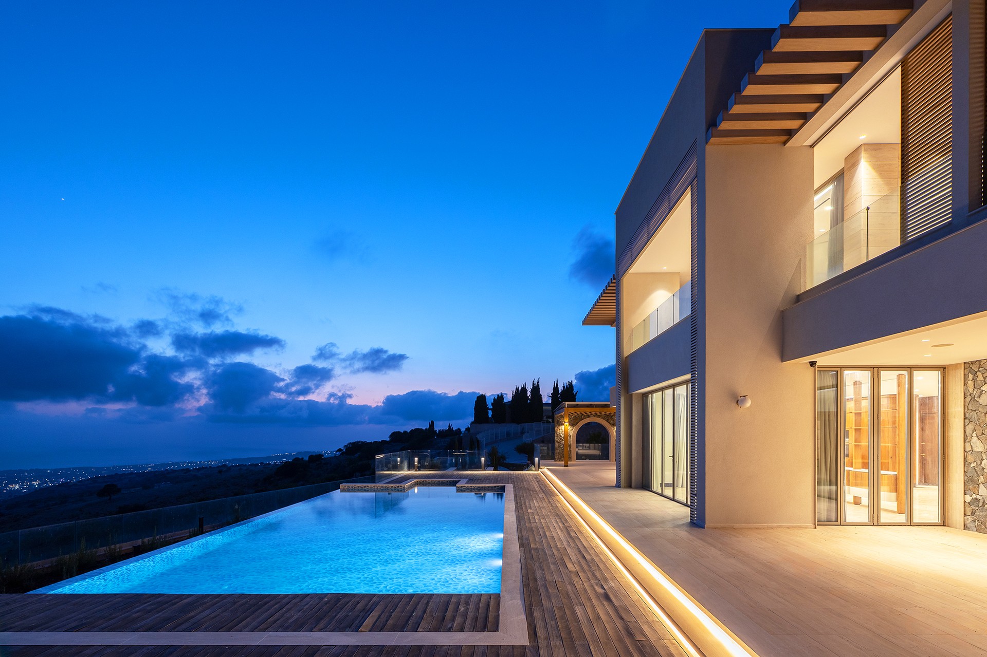 Infinity pool overlooking the Mediterranean